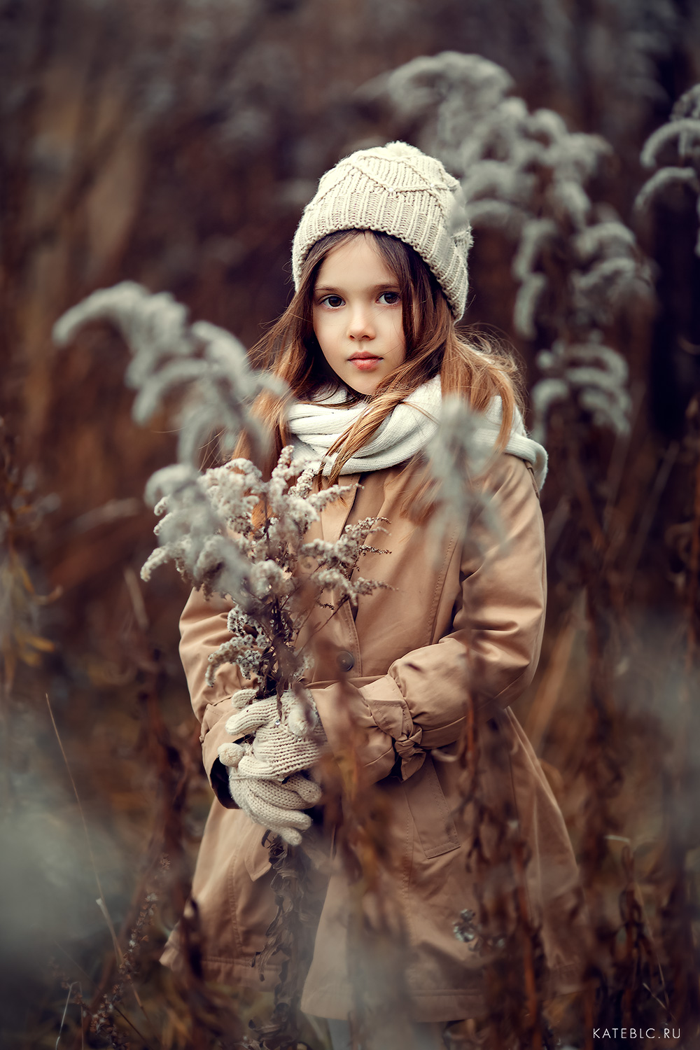 осенний портрет девочки. Фотосессия в ноябре. Фотограф Катрин Белоцерковская